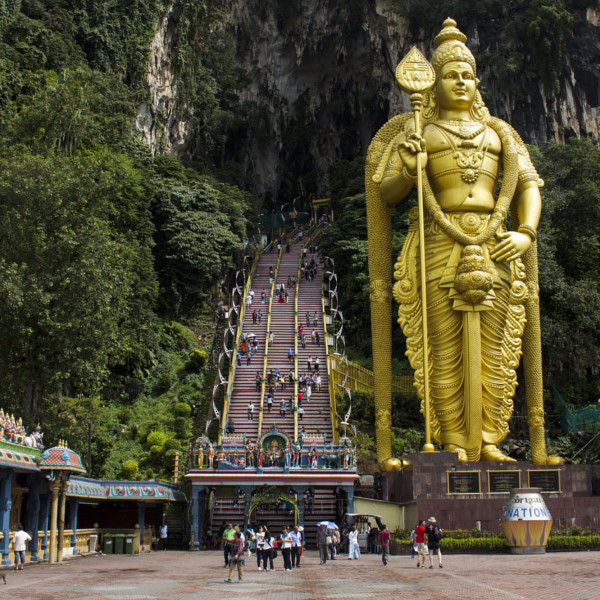 Sightseeing temples and best places to visit in Kuala Lumpur - Meet The ...